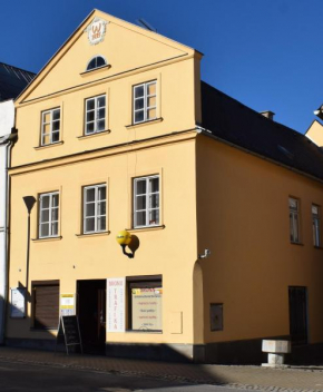 Apartman pod Zamkem, Javornik